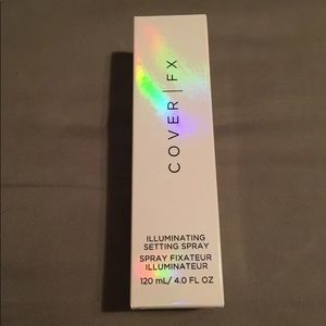 Cover FX Illuminating Setting Spray Makeup